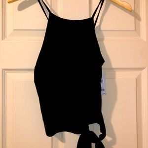 BP black tank with tie